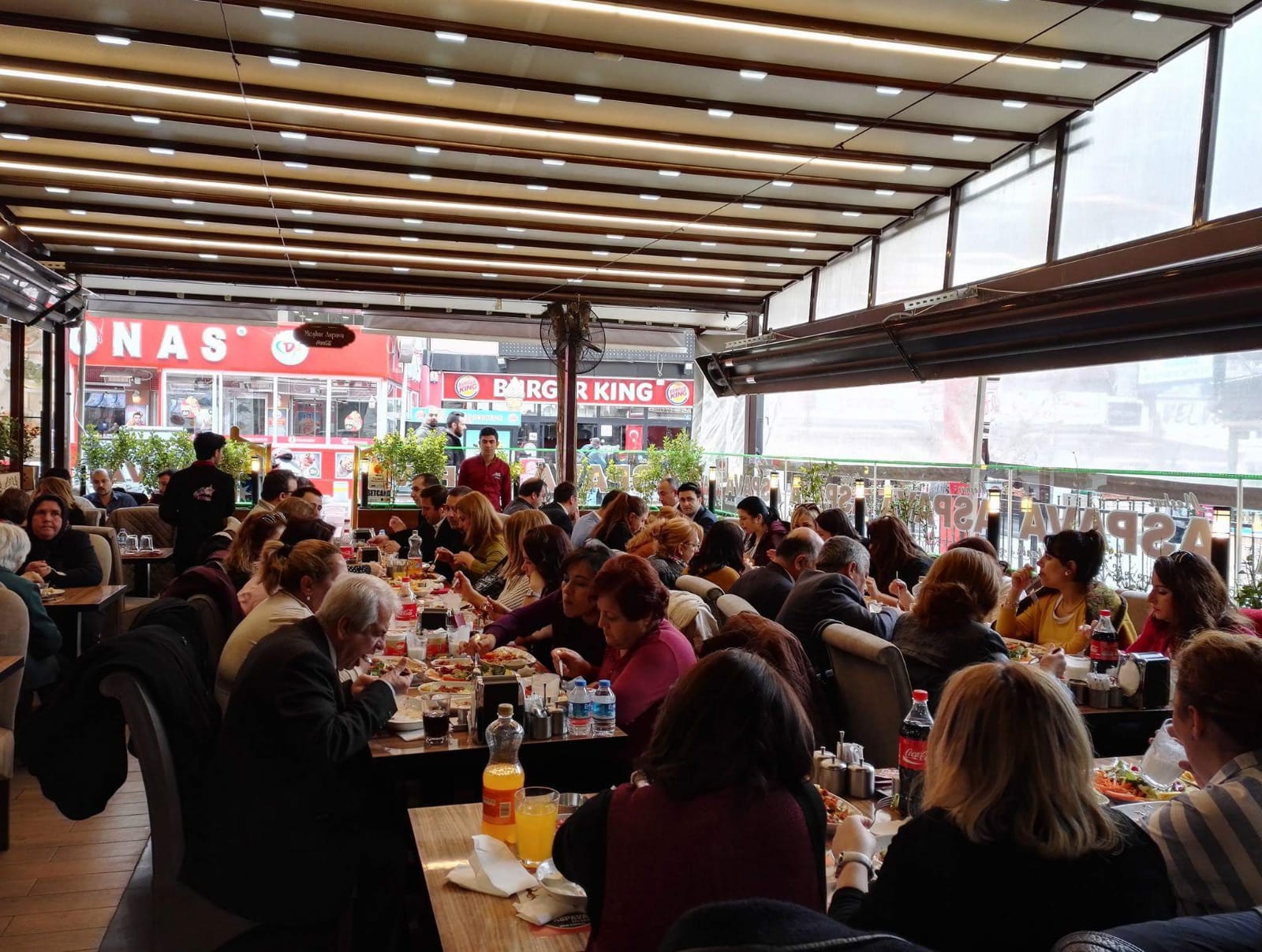 Kızılay Aspava, Selanik Caddesi Aspava, Ankara Aspava, Karışık Kebap, tereyağlı iskender, tereyağlı iskender, SSK Dürüm, Döner Çeşitleri, Izgara Çeşitleri, Kebap Çeşitleri, Pide Çeşitleri, Kanat ve Şiş, Tavuk Çeşitleri, Kiremit Çeşitleri, Sac Kavurma, Çorba Çeşitleri, Tatlı Çeşitleri, İkramlıklar, Aspava İkramlık, Selanik Aspava, Karanfil Aspava, Meşhur Aspava, Döner, Kebap, Aspava Dürüm, Karanfil Sokak, Selanik Caddesi, Yemek Sipariş