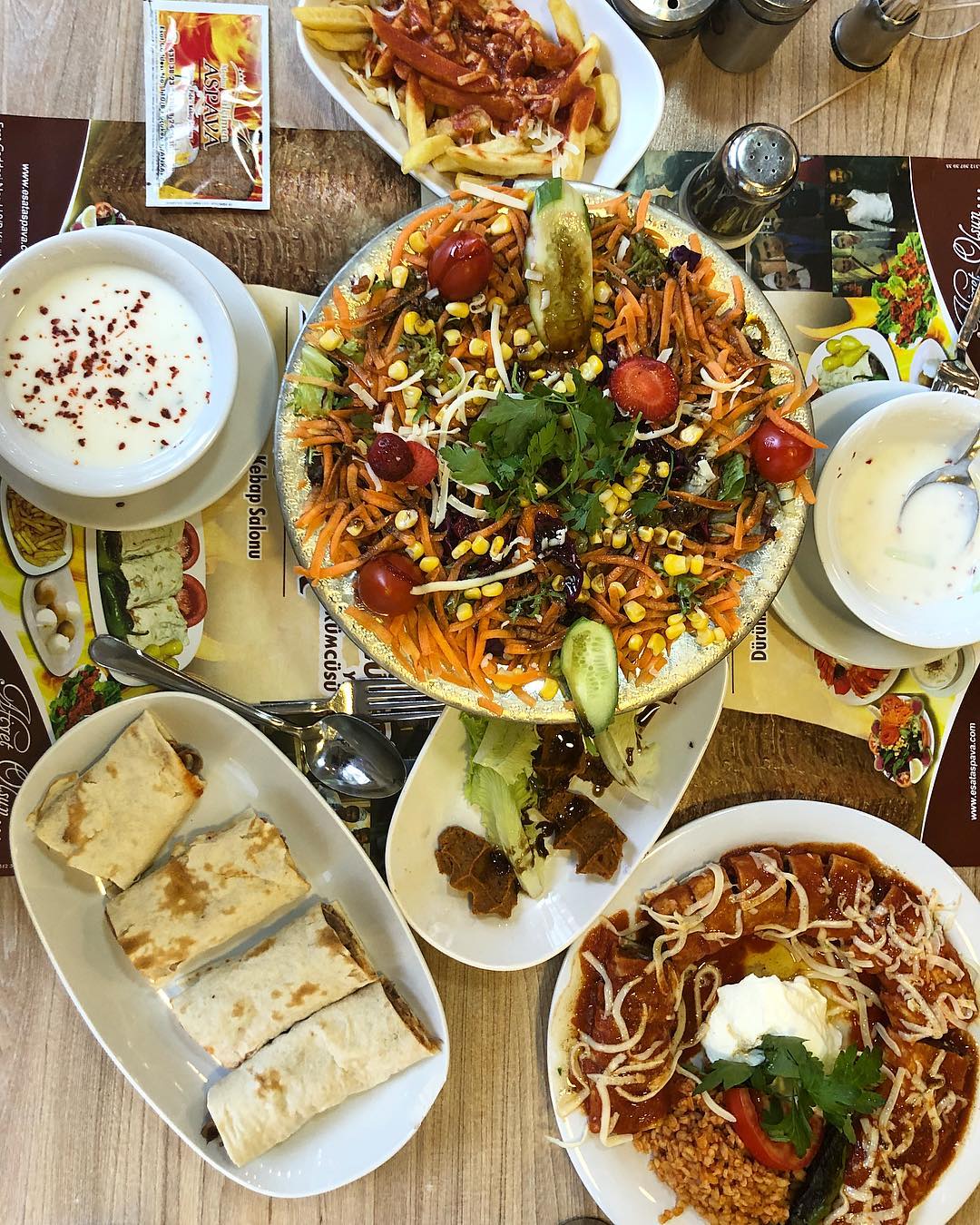 Kızılay Aspava, Selanik Caddesi Aspava, Ankara Aspava, Karışık Kebap, tereyağlı iskender, tereyağlı iskender, SSK Dürüm, Döner Çeşitleri, Izgara Çeşitleri, Kebap Çeşitleri, Pide Çeşitleri, Kanat ve Şiş, Tavuk Çeşitleri, Kiremit Çeşitleri, Sac Kavurma, Çorba Çeşitleri, Tatlı Çeşitleri, İkramlıklar, Aspava İkramlık, Selanik Aspava, Karanfil Aspava, Meşhur Aspava, Döner, Kebap, Aspava Dürüm, Karanfil Sokak, Selanik Caddesi, Yemek Sipariş